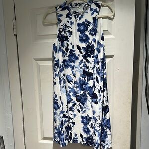 Adrienne Vittadini Blue and White Sleeveless V-Neck Mini Sundress